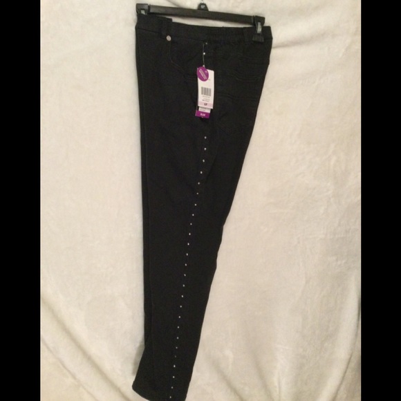 💗NWT 💗RARE SAMPLE  STUDDED JEGGI… - Picture 2 of 6